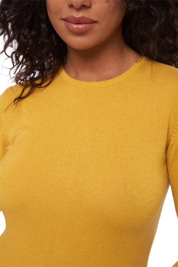 Kasjmier dames kasjmier pullover met ronde hals line mustard 